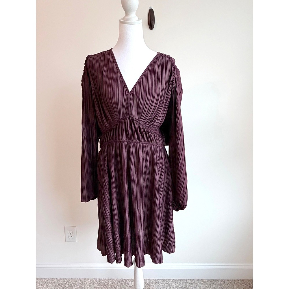 Women's Plum Pleated V Neck Mini Dress Dark Romantic Boho Ethereal - Picture 1 of 12